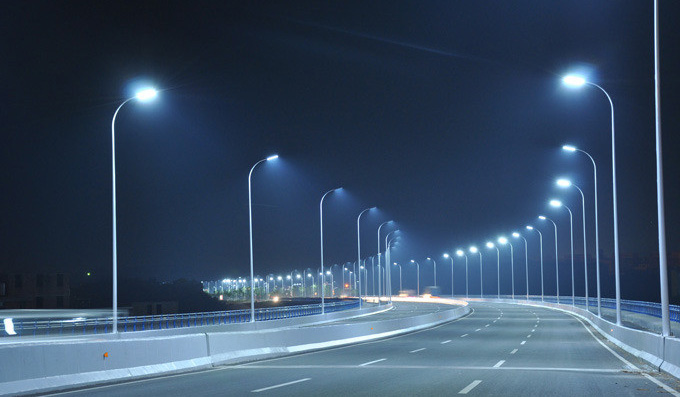 LED路灯供电系统防雷方案